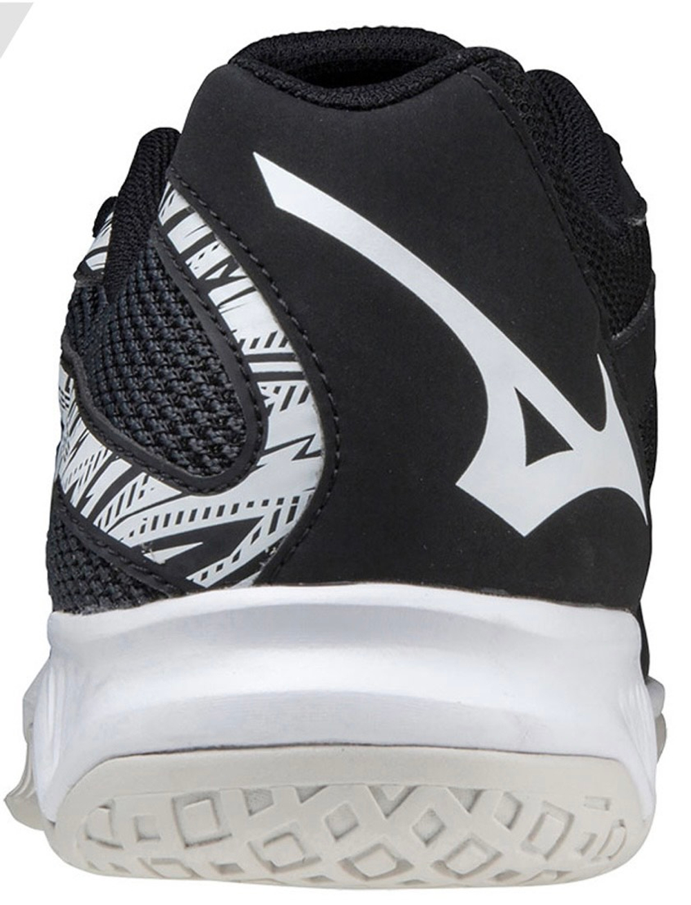 Mizuno thunder blade 3 черные US 11,5 / EUR 45 / UK 10,5