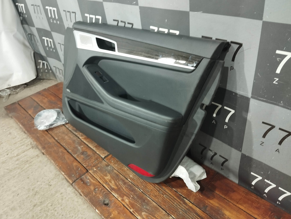 Обшивка передней правой двери Genesis G80 1 16-20 Б/У Оригинал 82306b12003rr
