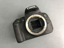 Canon 700D Kit 18-55mm 3.5-5.6 IS STM 12.700 кадров