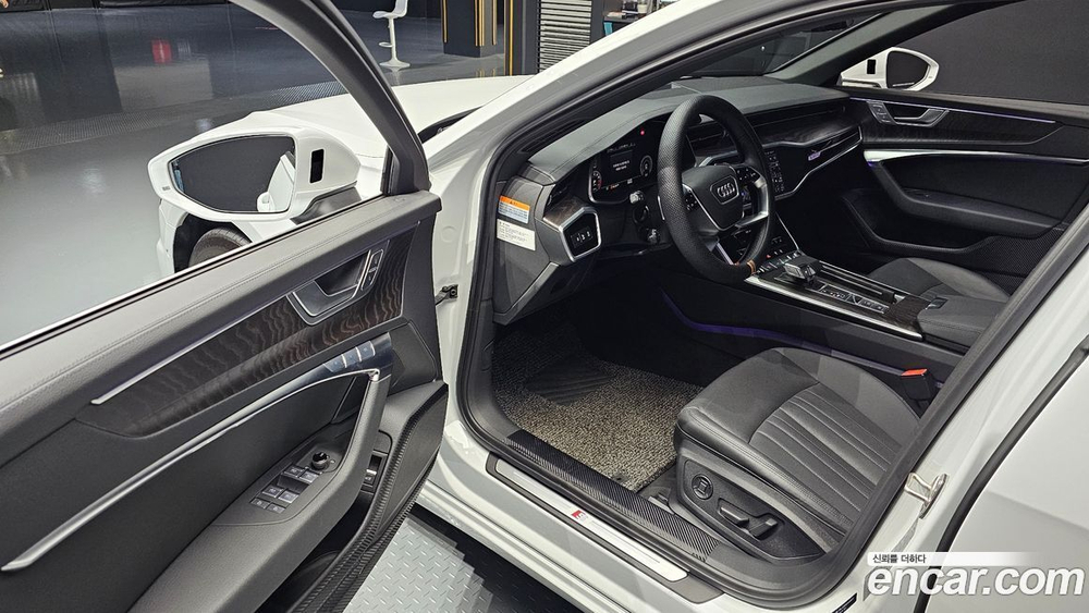 Audi A6 (C8) 45 TFSI Quattro Premium (12.2022)