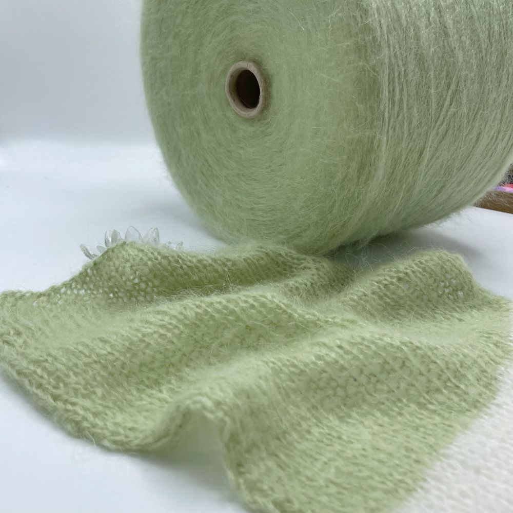 LAGOPOLANE 30% кид мохер 30% полиамид 40% полиакрил