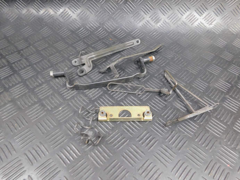 Крепления Yamaha TDM850 RN03J 2001.