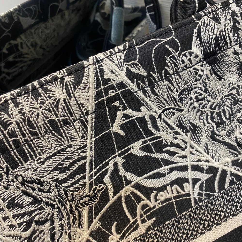 Christian Dior Book Tote 42 cm