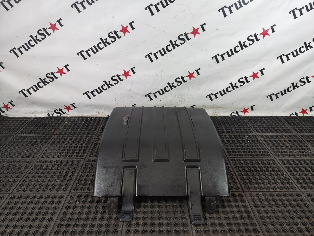 Крыло заднее верхняя часть 2020г.