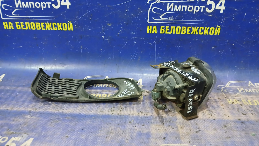 Туманка правая SUBARU LEGACY 1998-2001