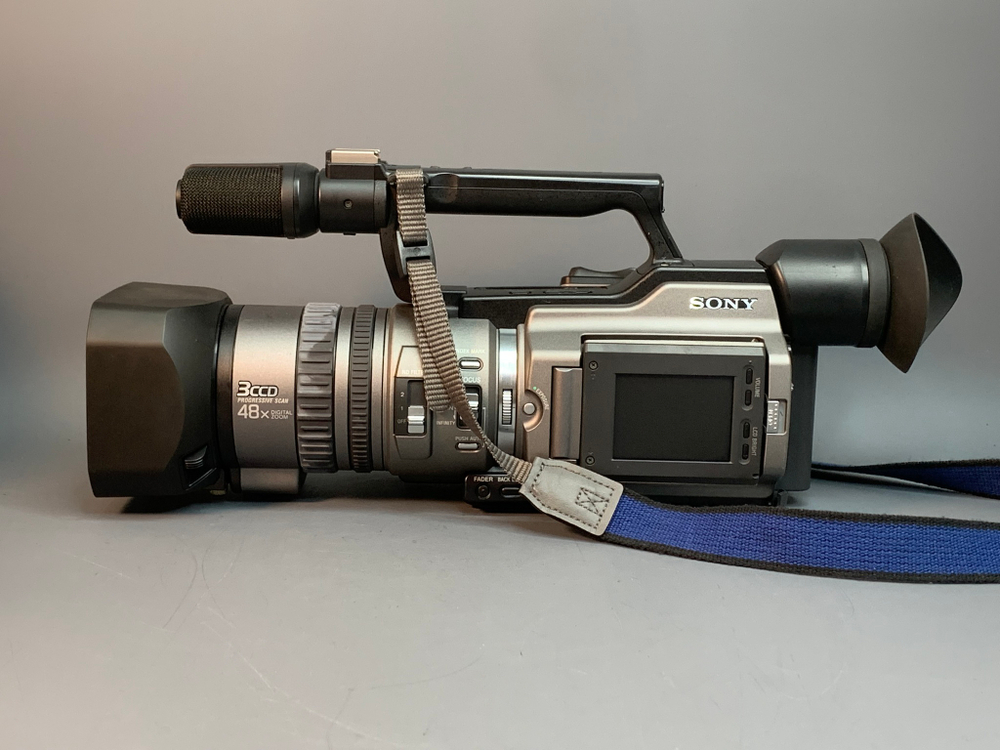 Sony DCR-VX2100E PAL