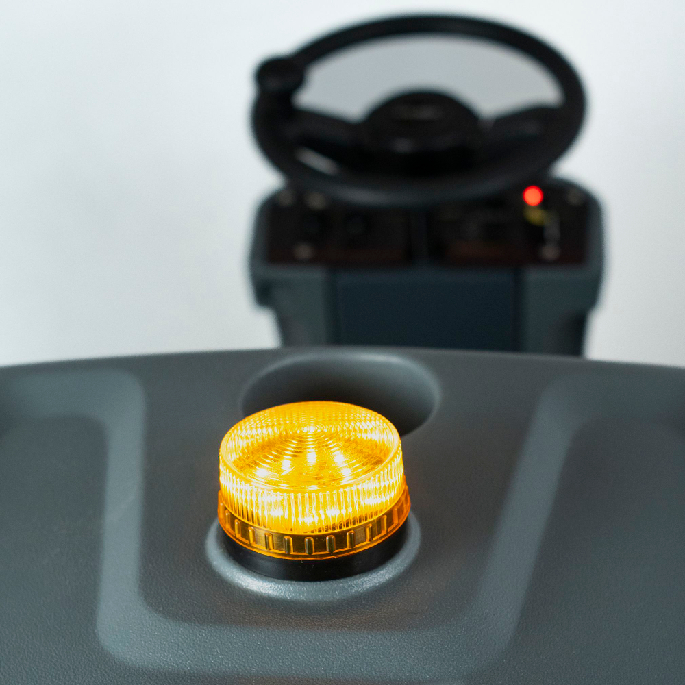 Поломоечная машина c местом для оператора Twinc C70DB 24V150AhLi30A (70см/80л)