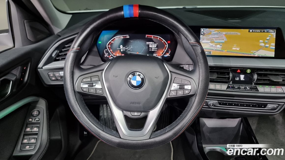BMW 1 Series (F40) 120i Sports (02.2022)