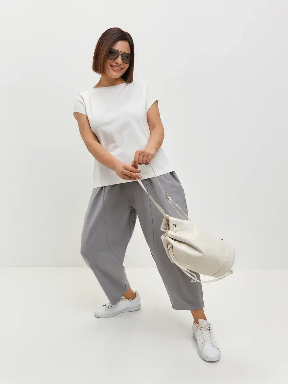 Футболка оверсайз с рукавами крылышками