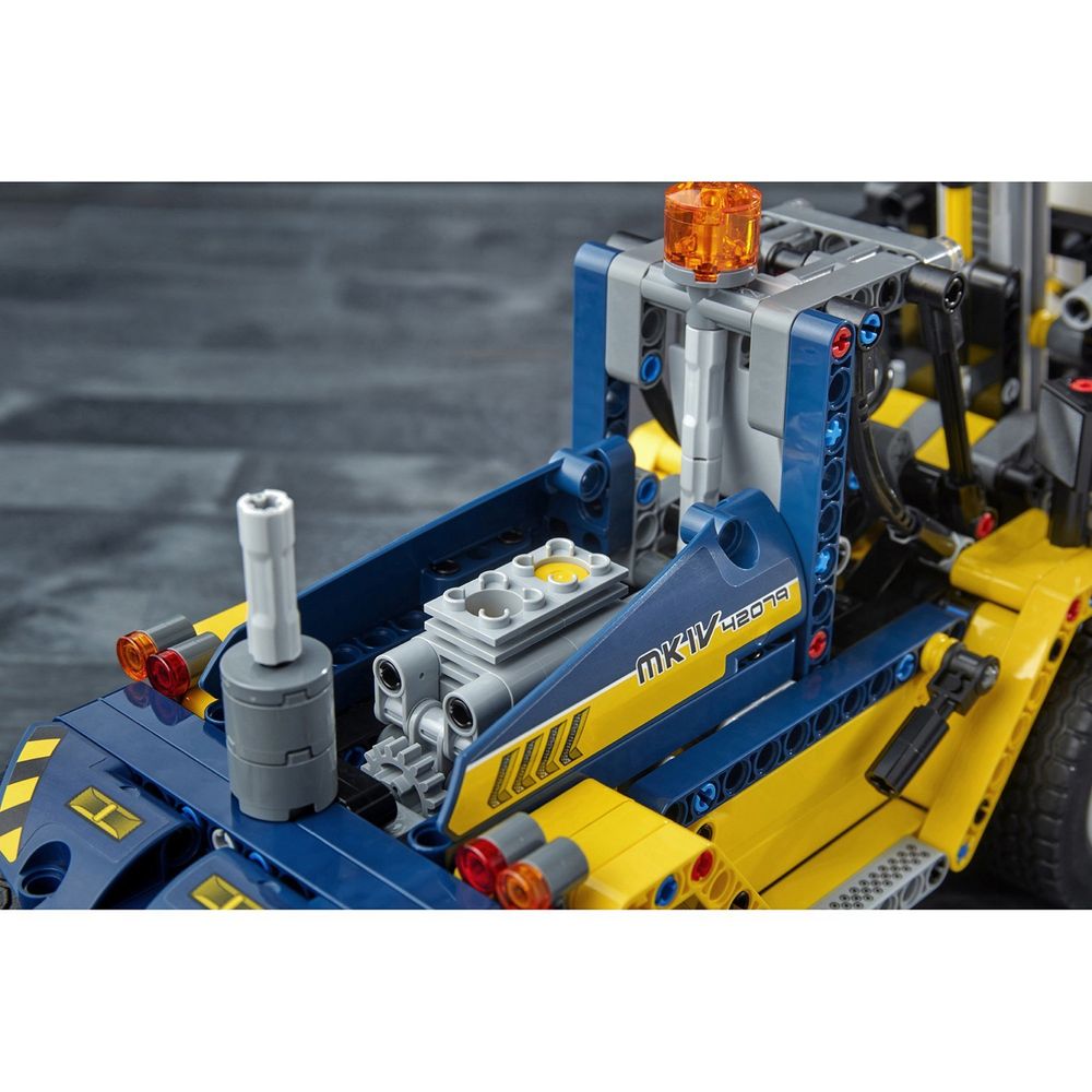 Сверхмощный вилочный погрузчик 2 в 1 Technic LEGO