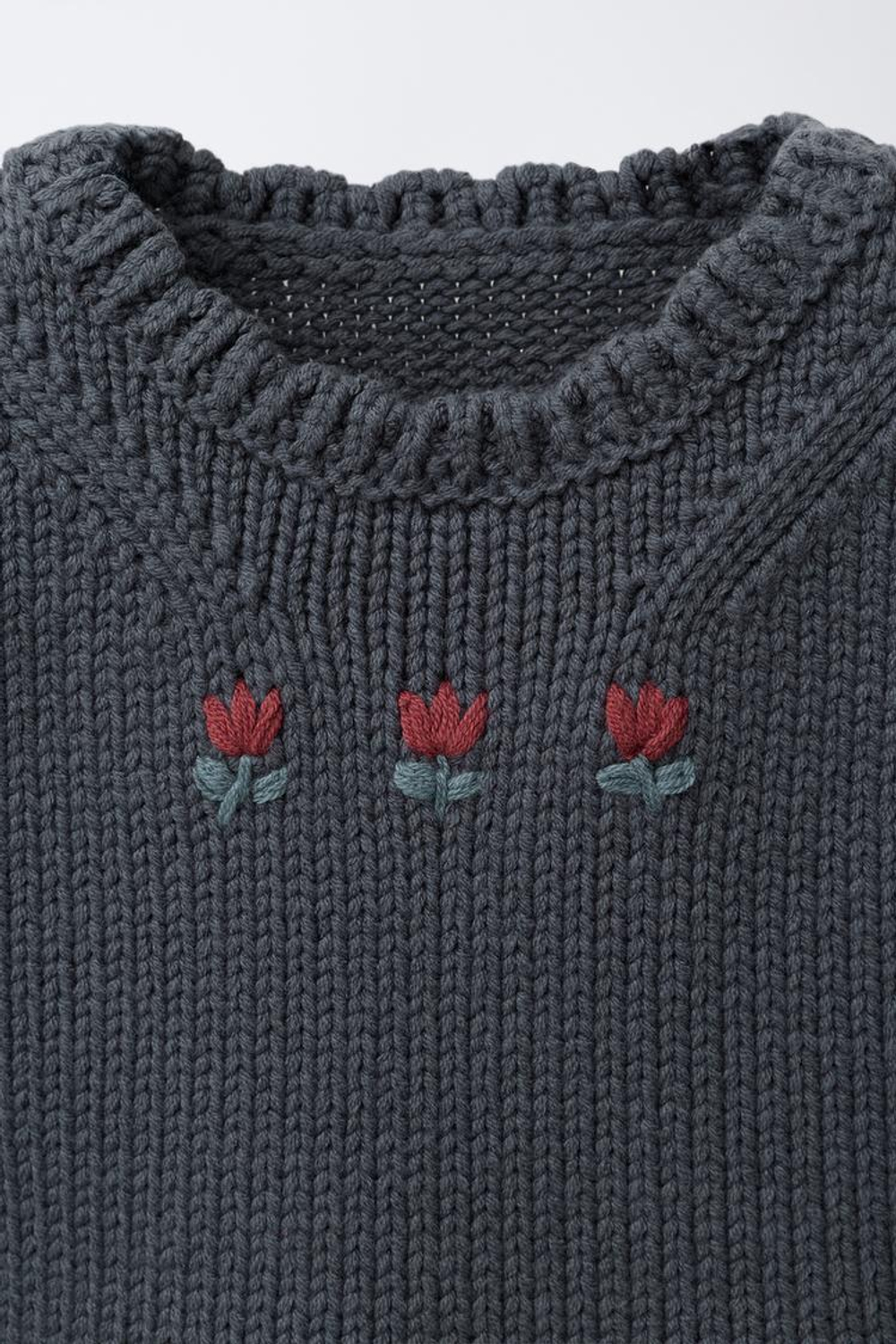 ZARA ПЛАТЬЕ В КЛЕТКУ С КОМБИНИРОВАННЫМ ТРИКОТАЖНЫМ ЖИЛЕТОМ, ВЫЦВЕТШИЙ СИНИЙ