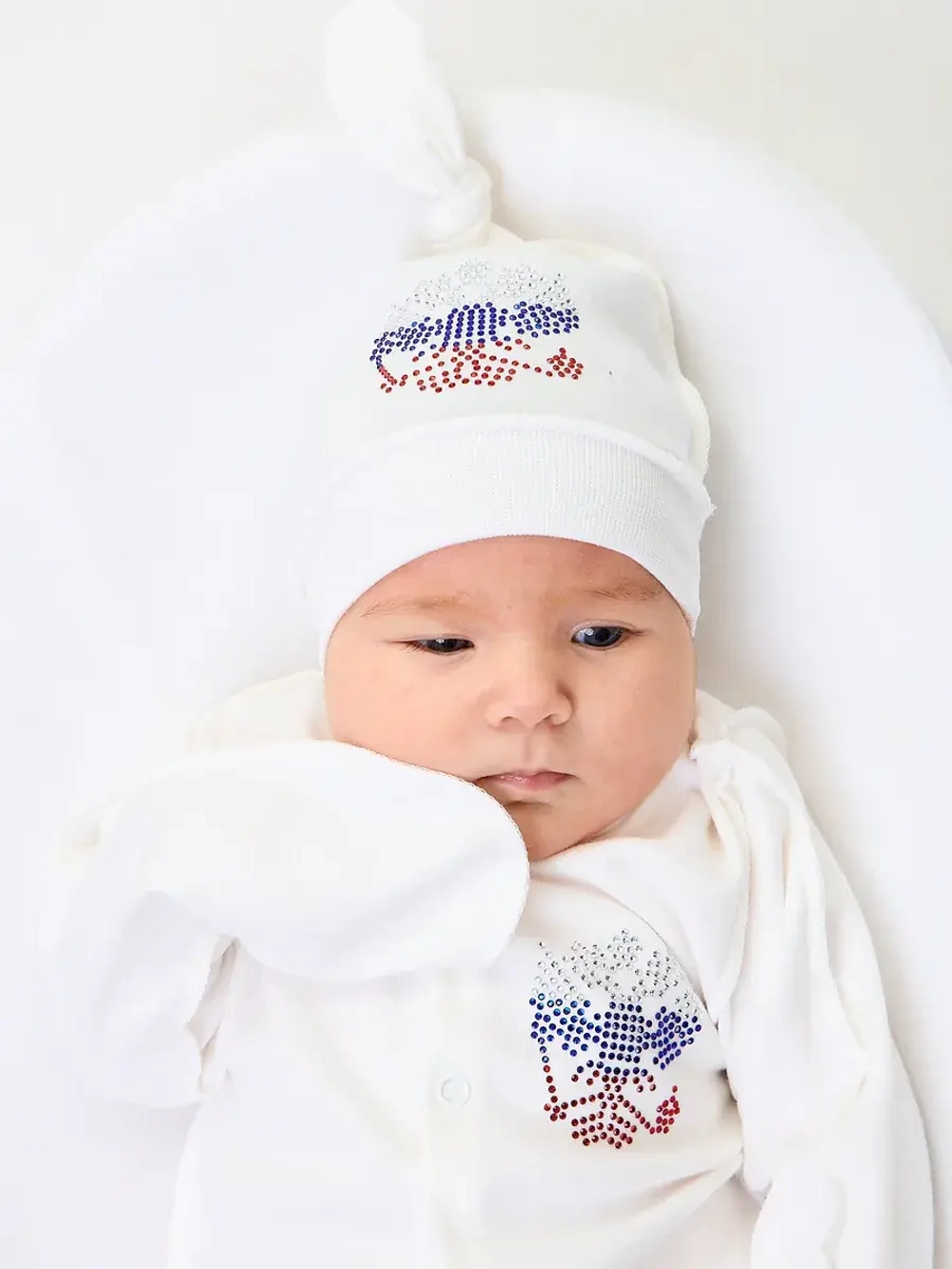 Комбинезон для новорожденного на выписку