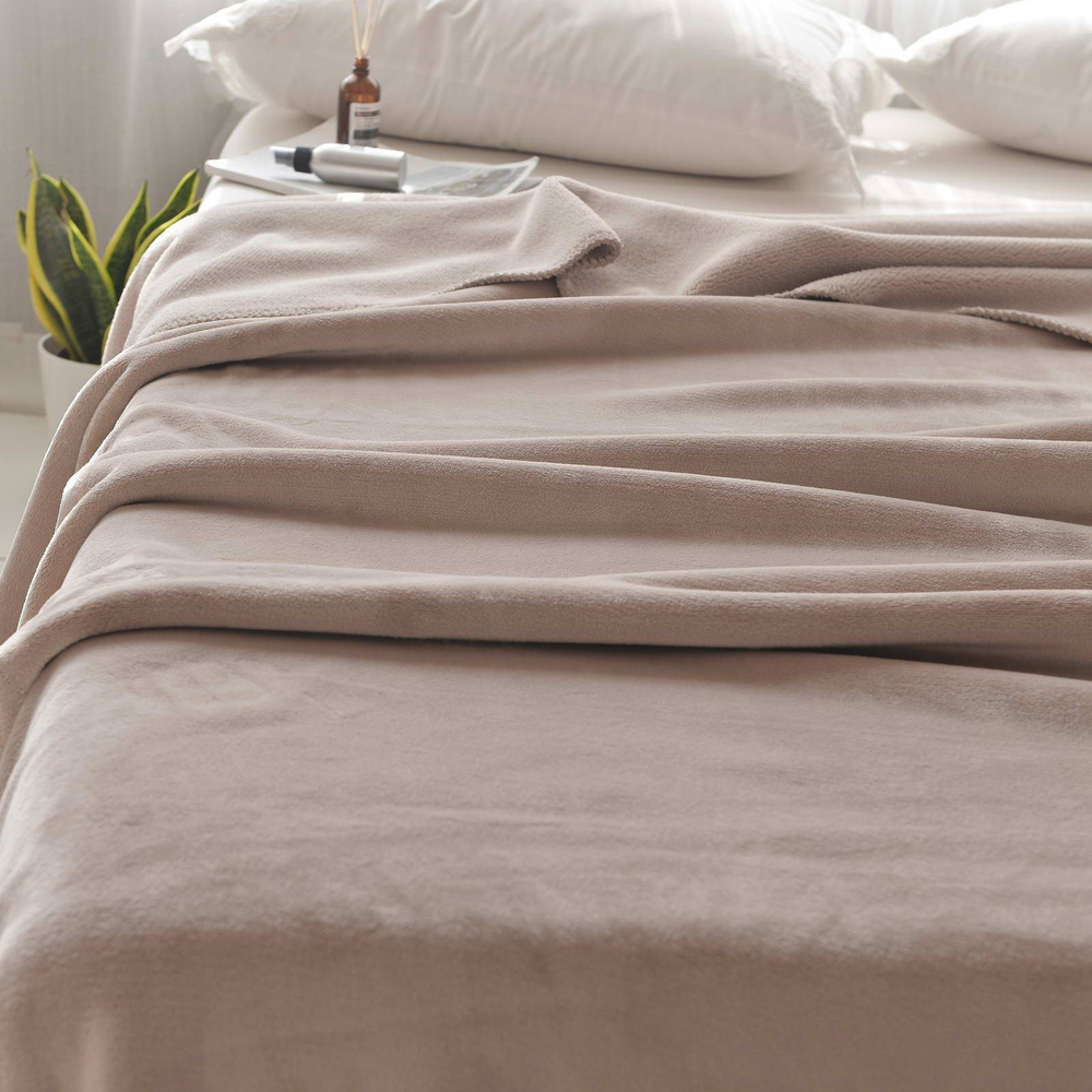 Покрывало 220х240 Sofi De MarkO София Н. бежевое