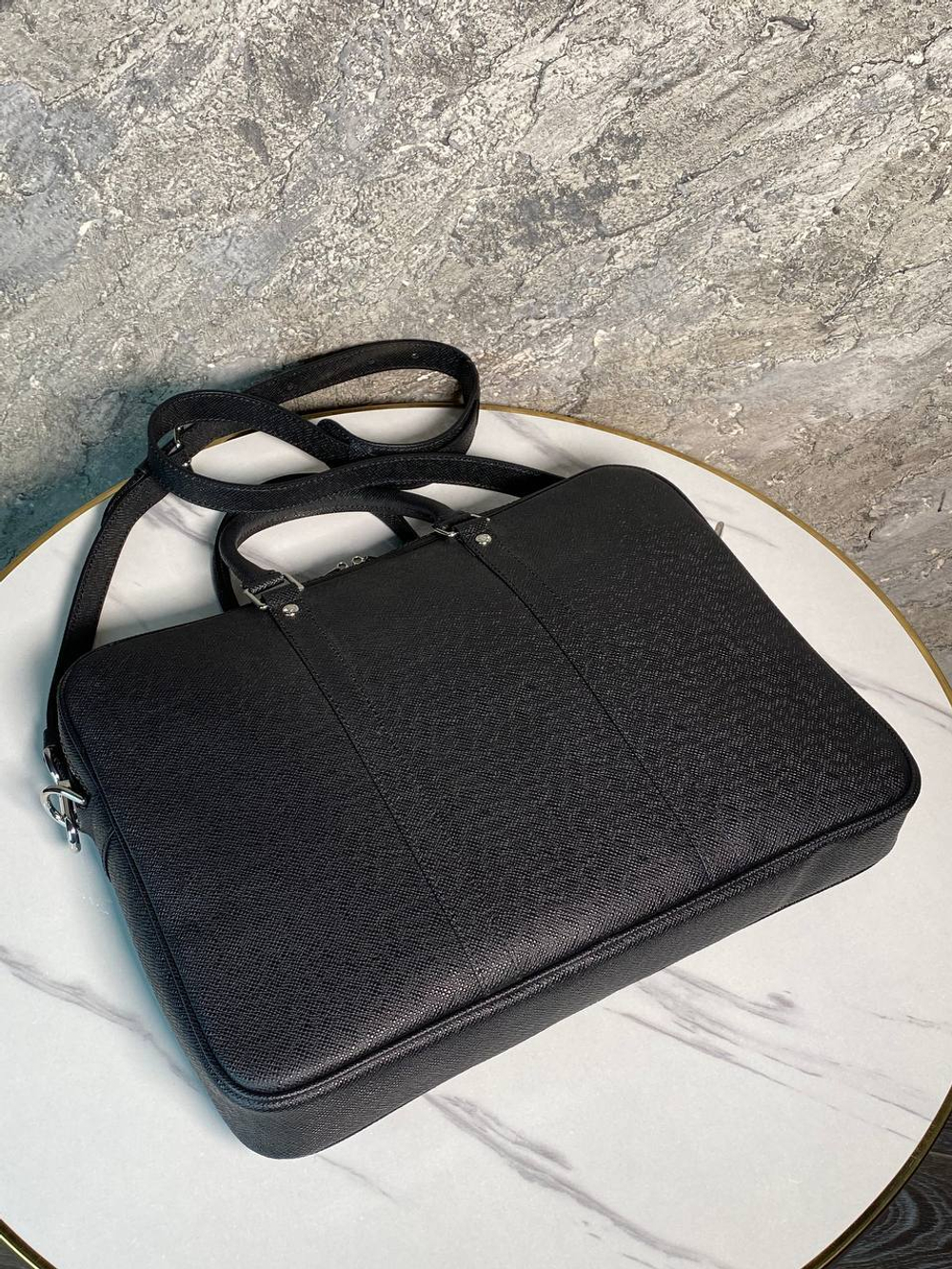 Портфель Louis Vuitton