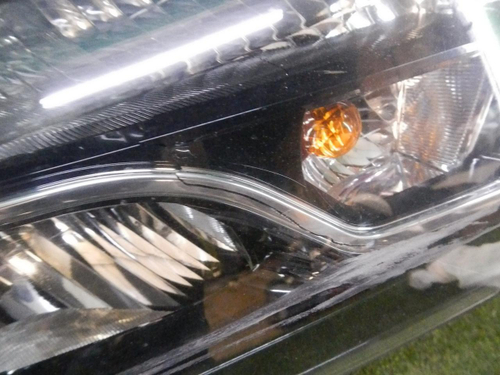 Битая Фара правая Lada Vesta (2015-2022) галоген