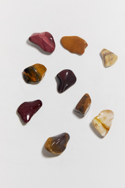 Мукаит галтовка