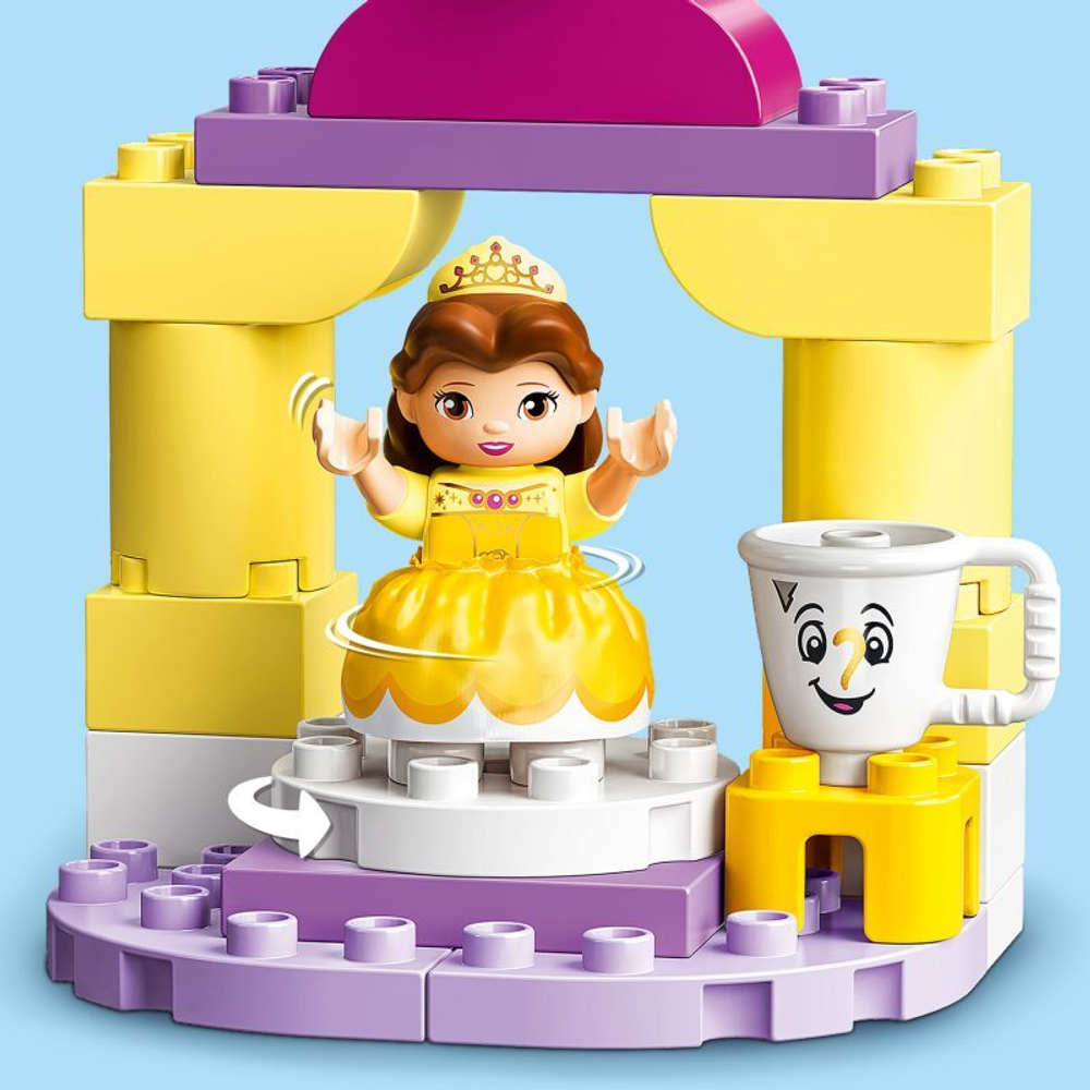 Конструктор LEGO DUPLO Princess TM 10960 Бальный зал Белль