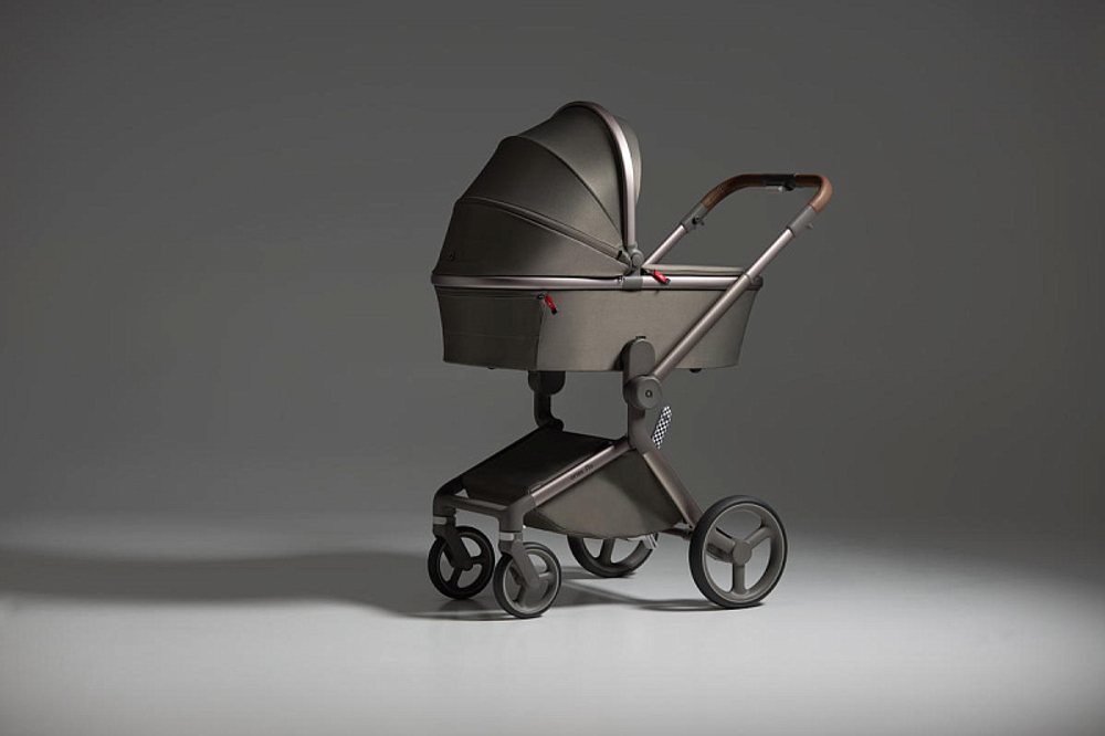 Детская коляска Anex Flo x Avionaut Cosmo 3 в 1 se-01 Cesar/ss-06 Black