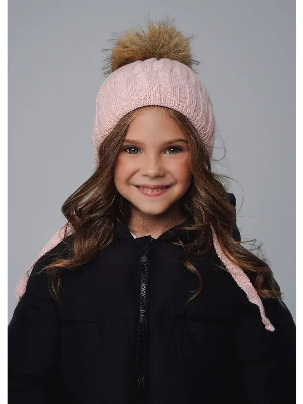 Шапка зимняя для девочки и снуд вязаные