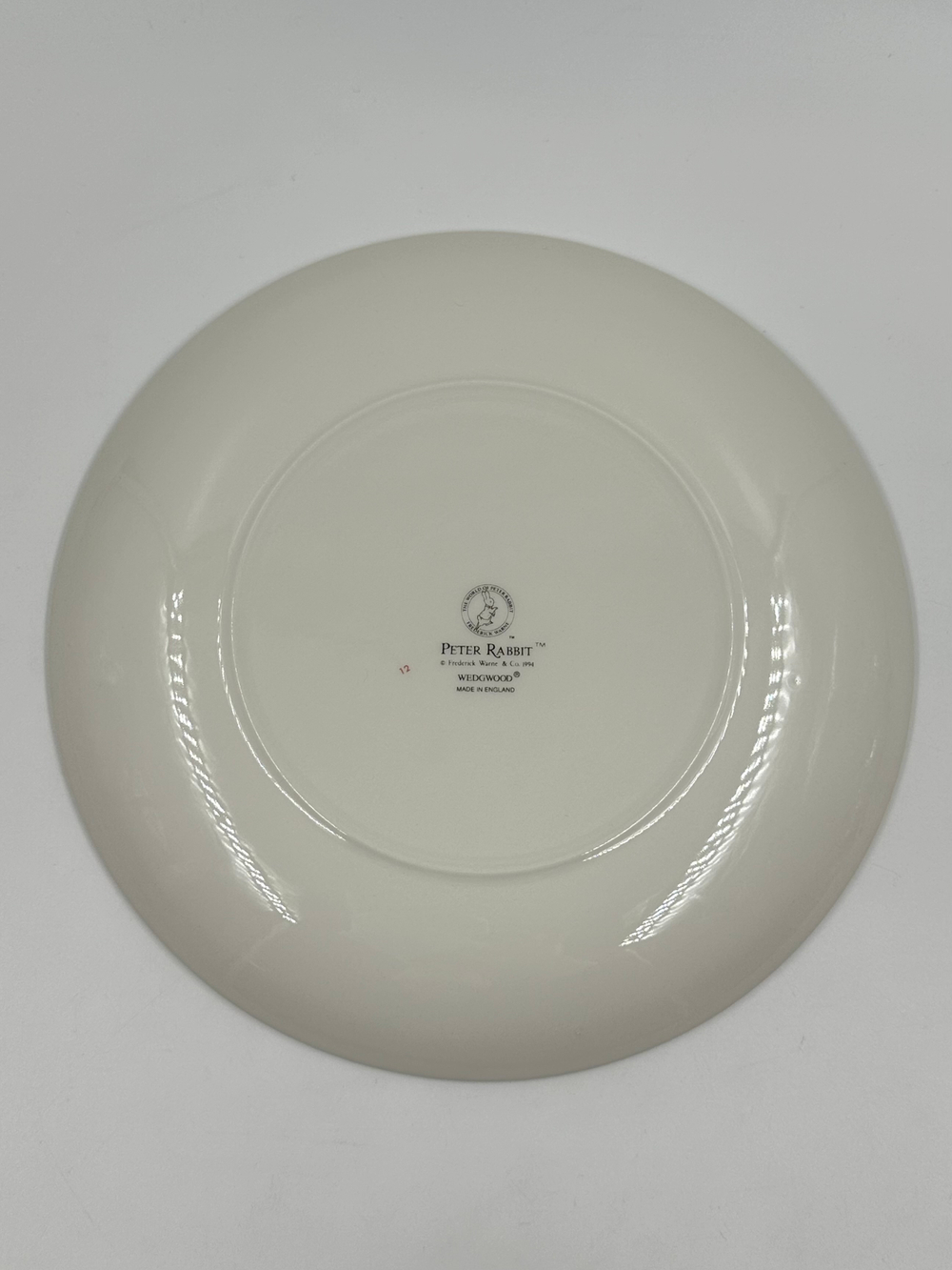 Тарелка Merry Christmas from Peter Rabbit Wedgwood 1994 год