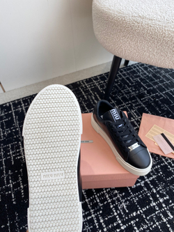 Miu Miu Sneaker (2 colors)