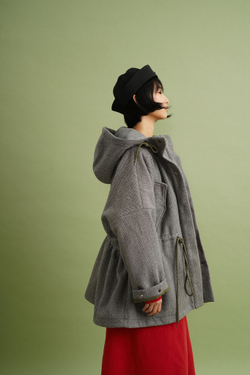 Парка утепленная из смесовой ткани, серая елочка