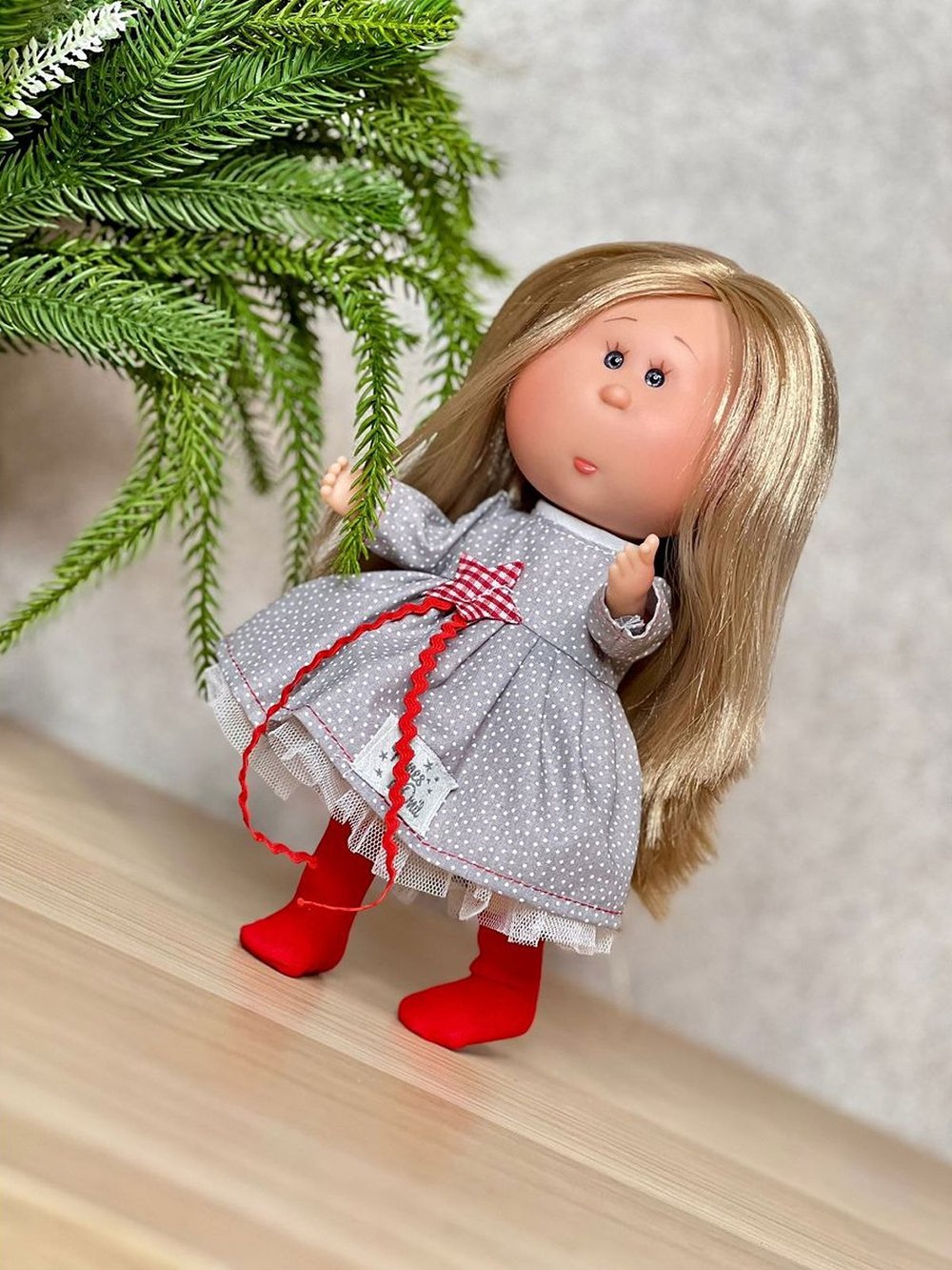 Кукла Nines виниловая 23см Little Mia в пакете (3184)