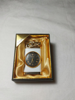 Зажигалка газовая часы белый