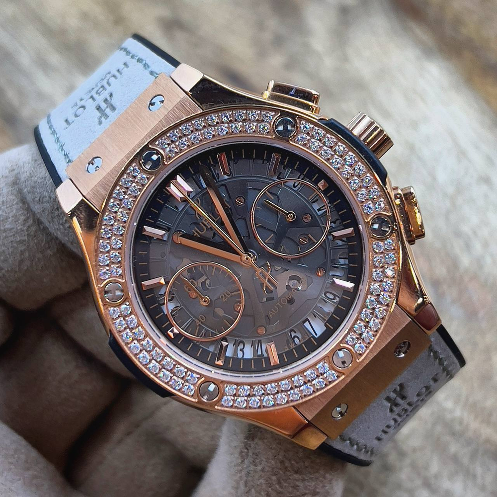 Часы Hublot