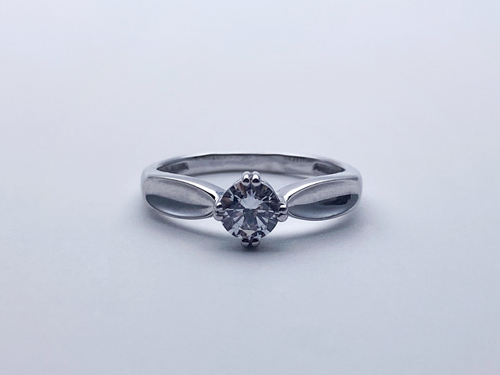 Кольцо из серебра/Родий/С камнями