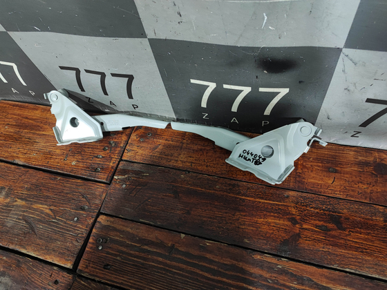 Петли капота комплект Changan Hunter Plus 23-нв Б/У Оригинал 8407110BU01