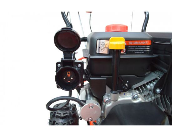 Бензиновый снегоуборщик "BRAIT" BR-9076ELK