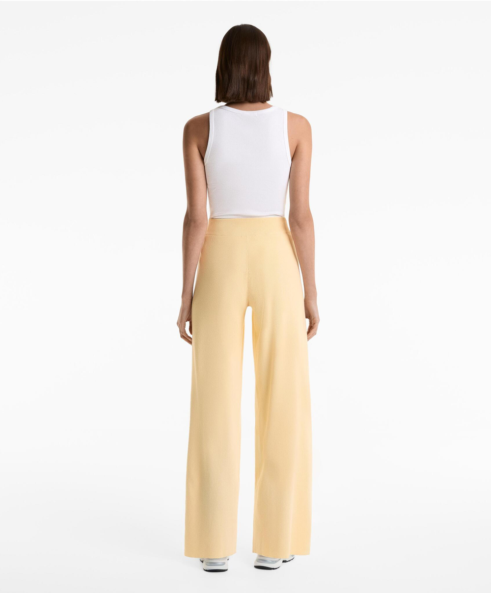 OYSHO Широкие брюки из рубчатой ткани, желтый