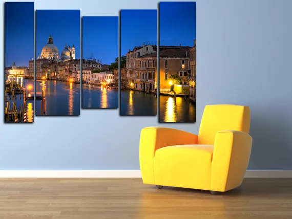 Модульная картина "Красивый город на воде"