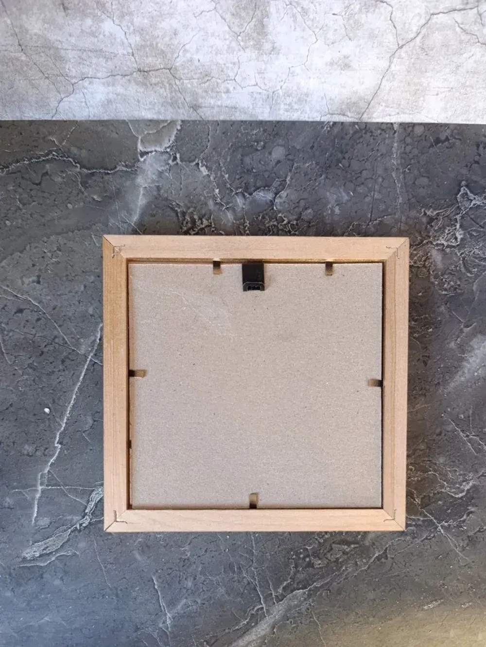 Картина маслом в рамке