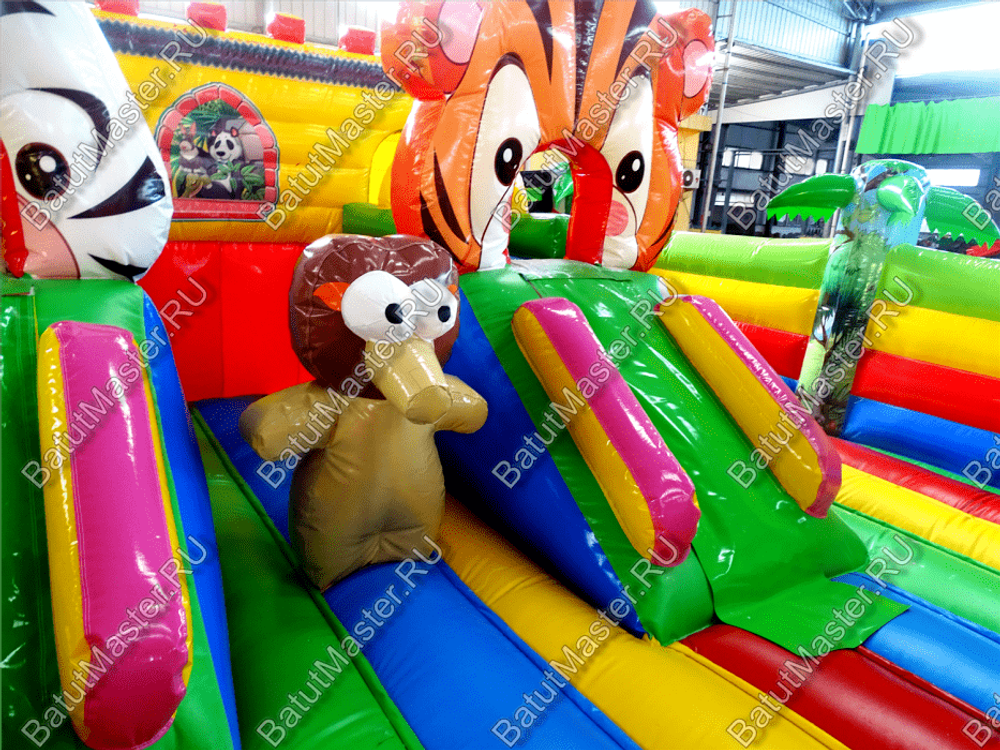 Коммерческий надувной батут "Зверята на радуге" 10*7*2.8 м