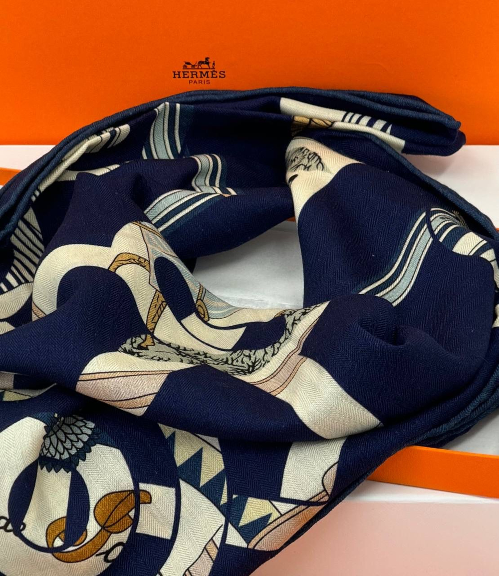 Платок Hermes