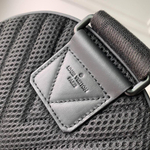 Сумка-слинг Louis Vuitton