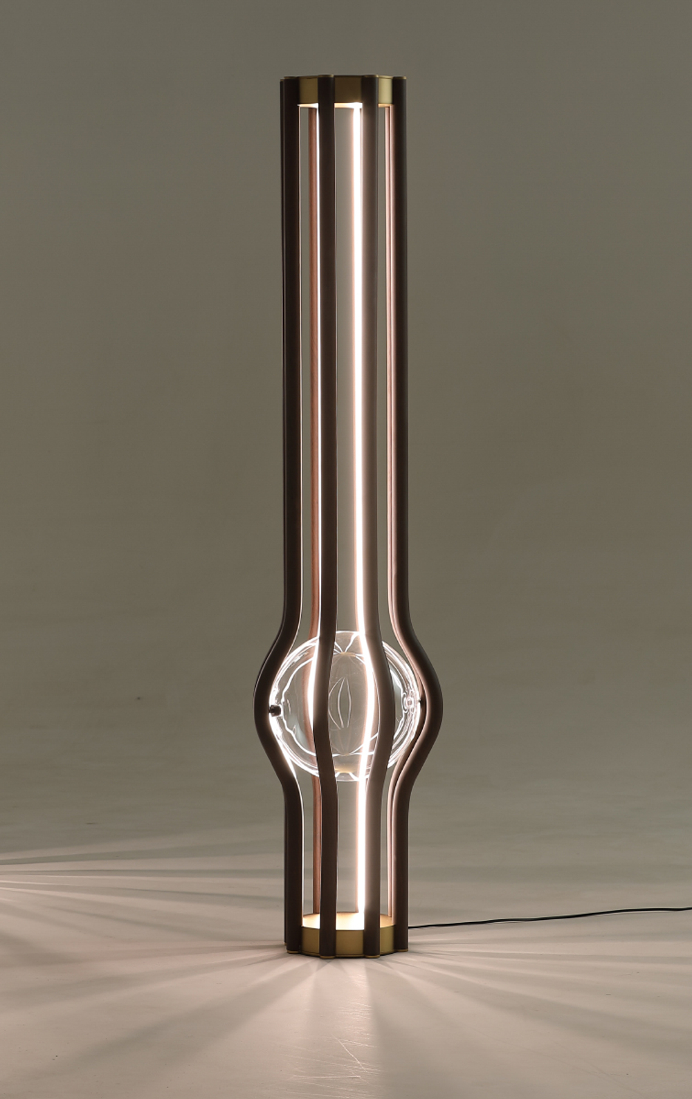 Напольный светильник MJ60911F/B nut-brown