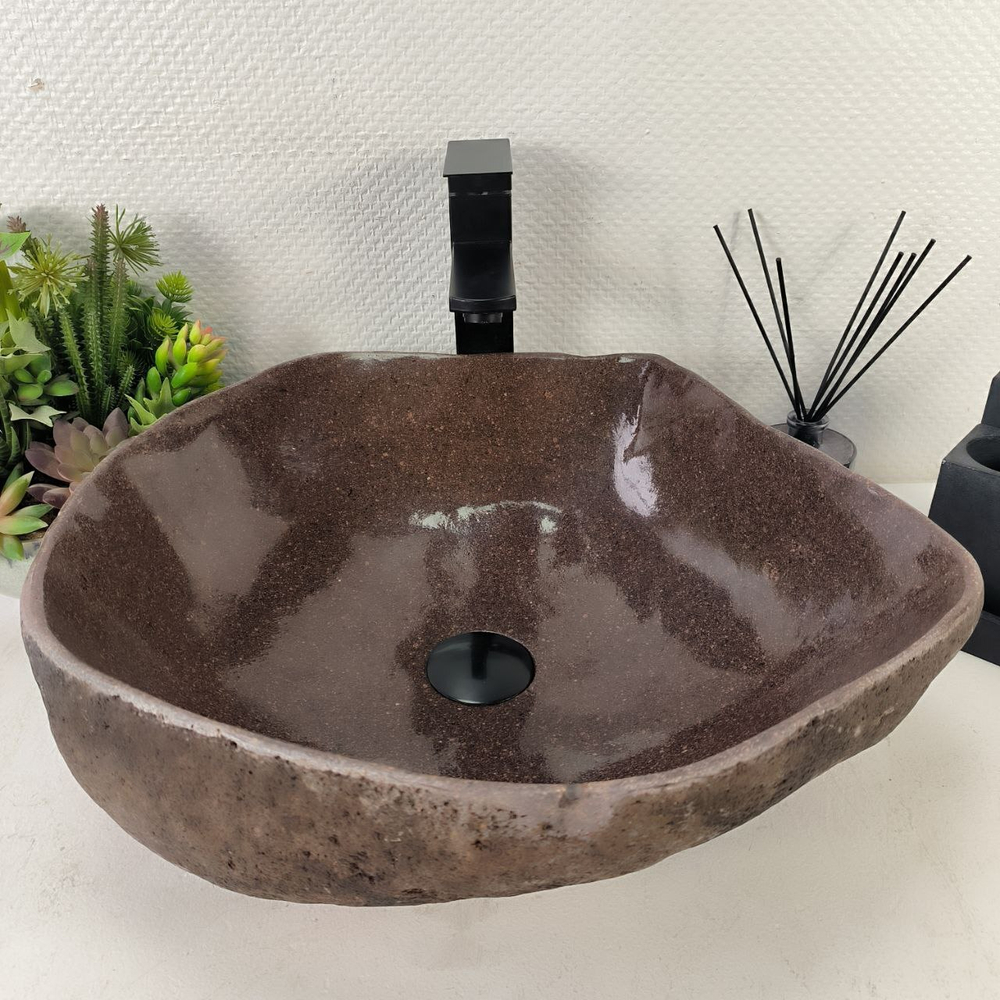Раковина из речного камня RS-65080 47*42*15 0861