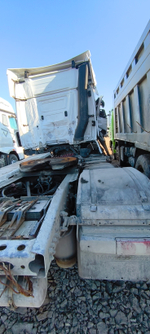 Mercedes-Benz ACTROS 4x2 Седельный тягач 1845 LS (Дизельный, 12,8 л, 449 л.с., АТ)