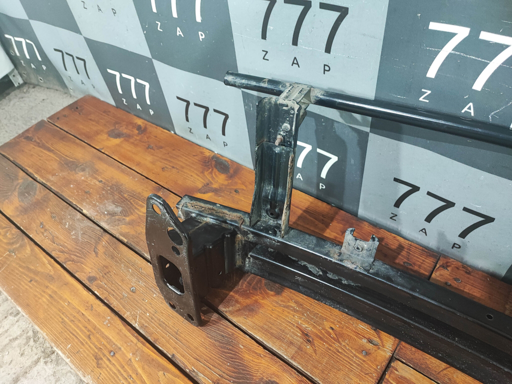 Усилитель переднего бампера Kia Rio 4 (FB) 17-нв Б/У Оригинал 64900H0000