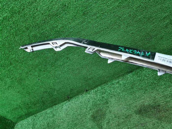 Молдинг переднего бампера Hyundai Tucson 4 (20-нв)