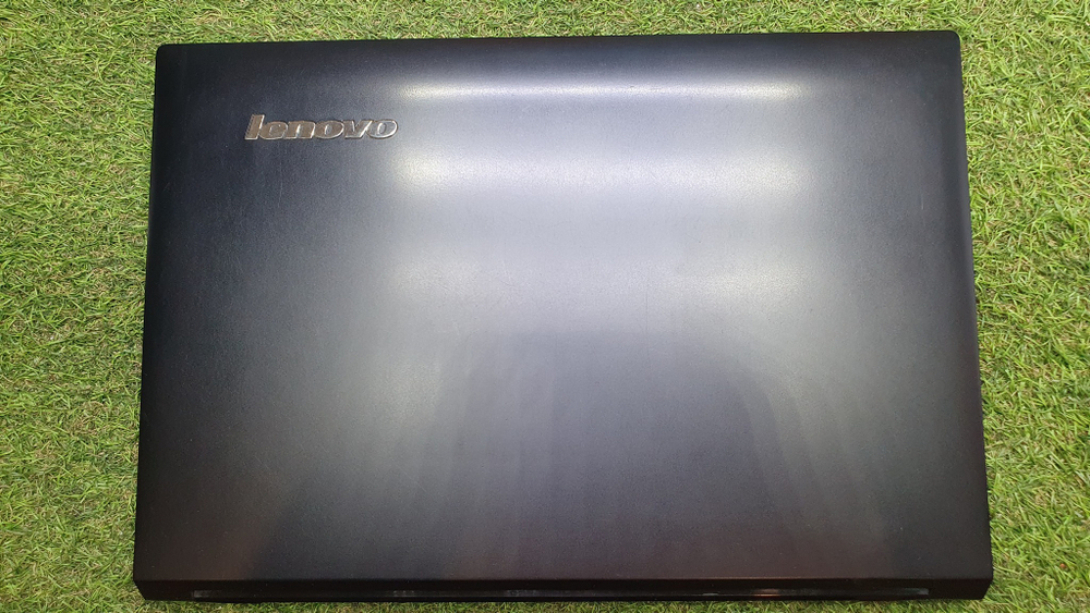 Ноутбук Lenovo i3/6Gb/M 230 2Gb