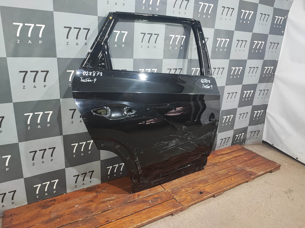 Дверь задняя правая Hyundai Tucson 4 (NX4) 20-нв Б/У Оригинал 77004N9000
