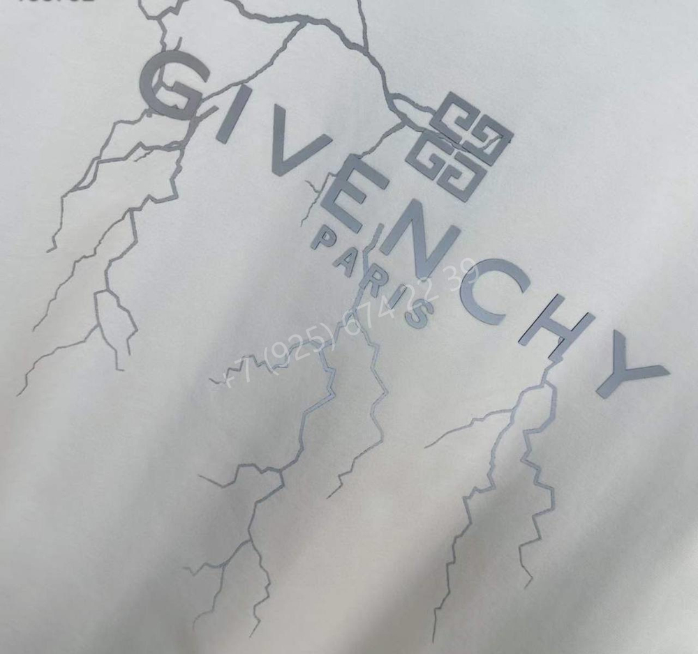 Футболка Givenchy
