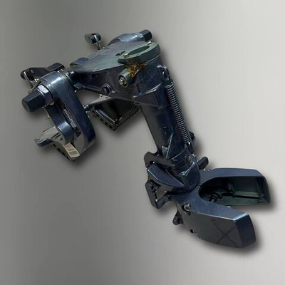 Поворотная рама со струбцинами Yamaha 25-30H (В сборе) (HINGAN) снято с нового мотора