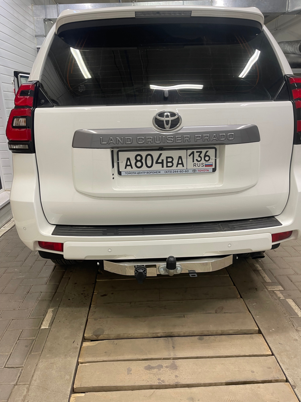ТСУ для Toyota Land Cruiser Prado 120/150, 2002- (кроме комплектации Black Onyx), шар F, с нерж. накладкой, 1500/75 кг.  F.5714.002
