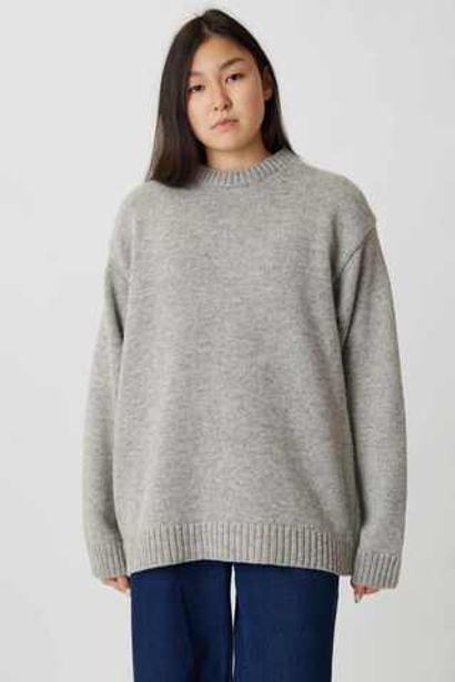 Свитер из шерсти светло-серого цвета