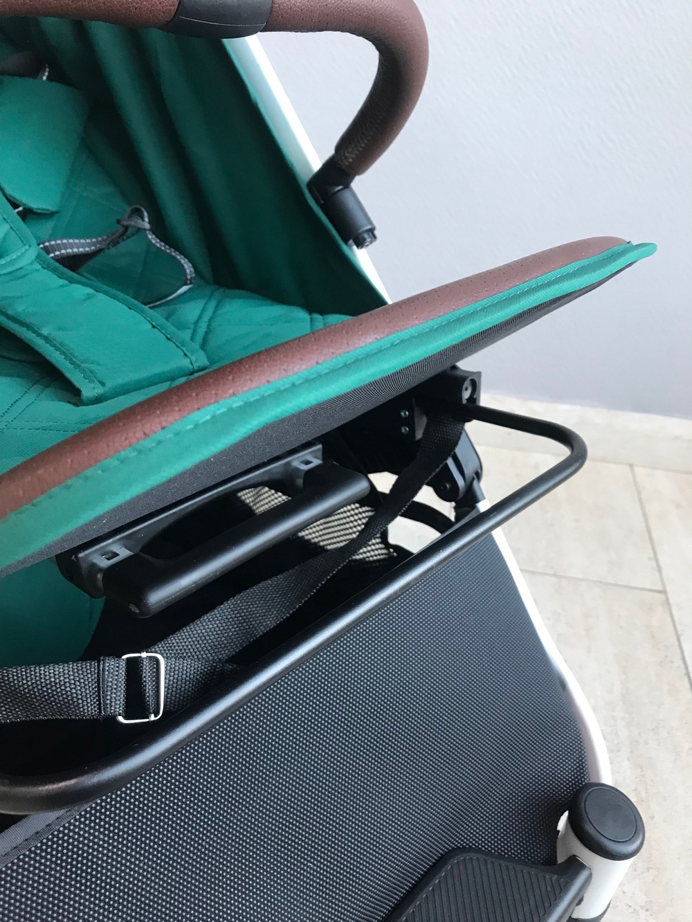 Коляска прогулочная Babalo 2024 Изумрудный текстиль на белой раме